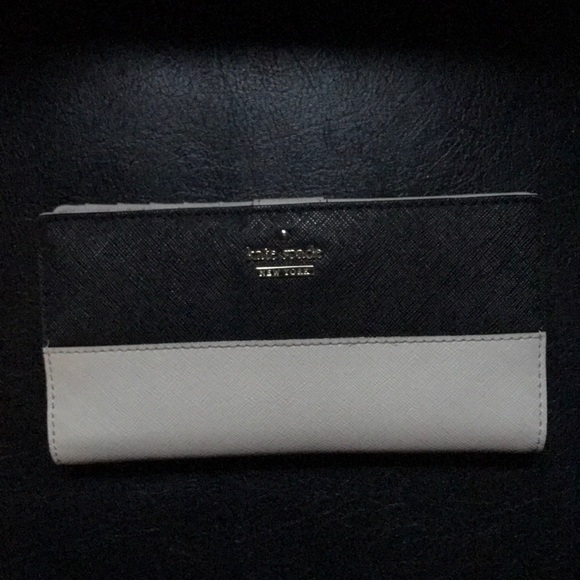 kate spade Handbags - Kate Spade Cameron Street Stacy wallet